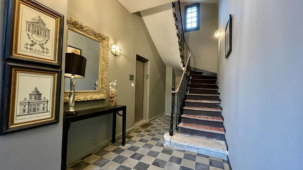 Appartement Quai du Félibre à LʼIsle-sur-la-Sorgue